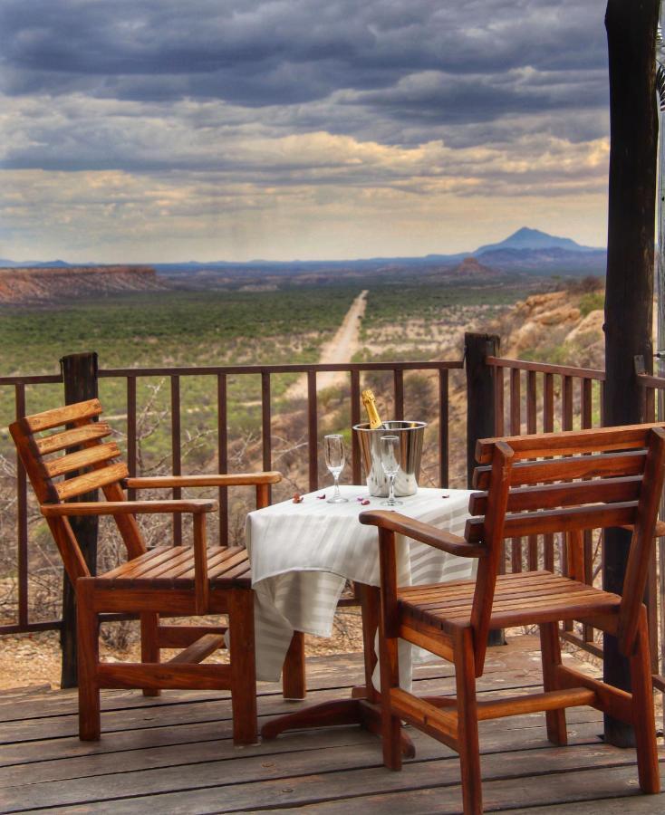 Ugab Terrace Lodge Vingerklip Esterno foto